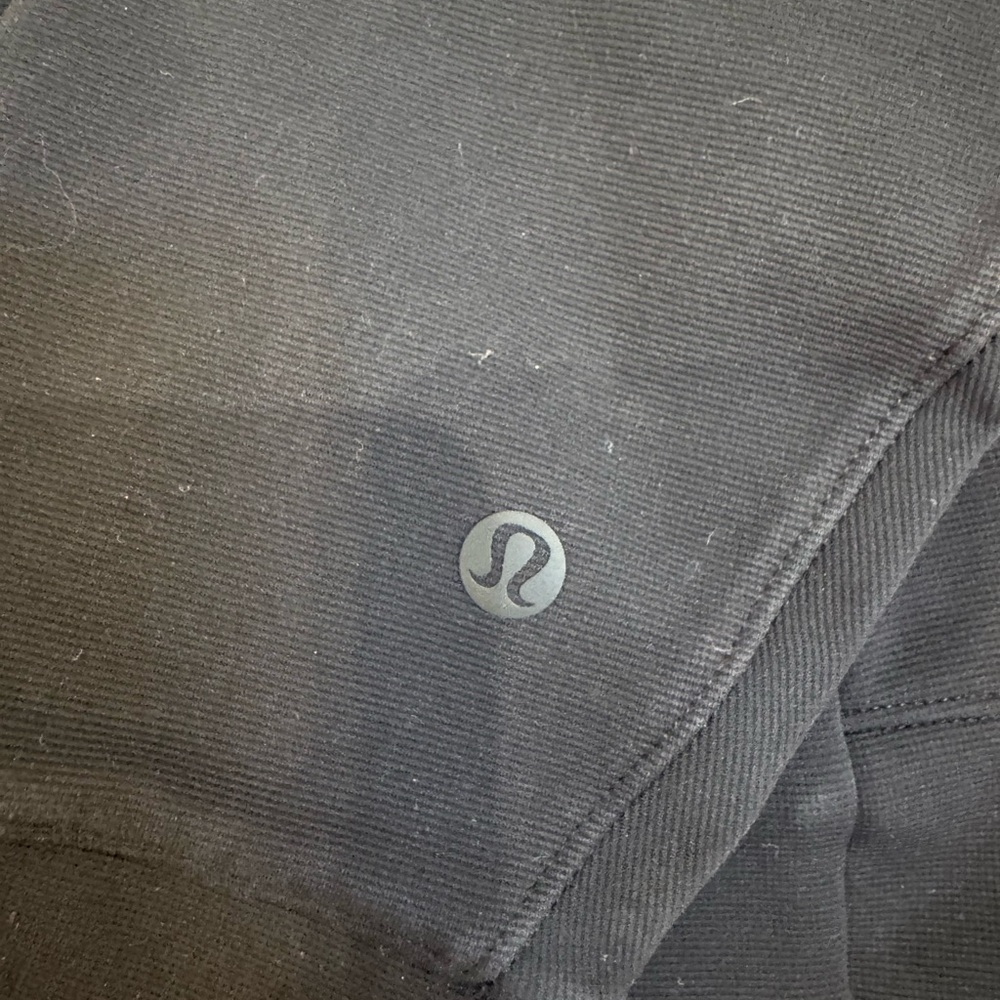 Lululemon Men's Black Performance Jacket - image 2